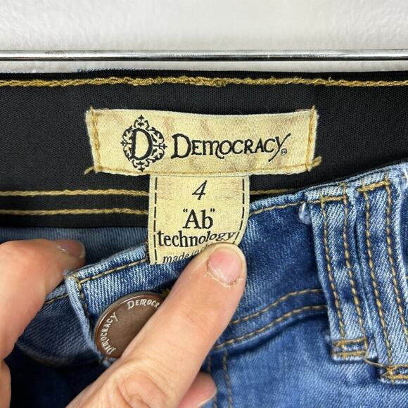 Democracy Women’s Size 4 Ab Solution Skinny Jeans Feather Embroidered Zip denim - Picture 3 of 5